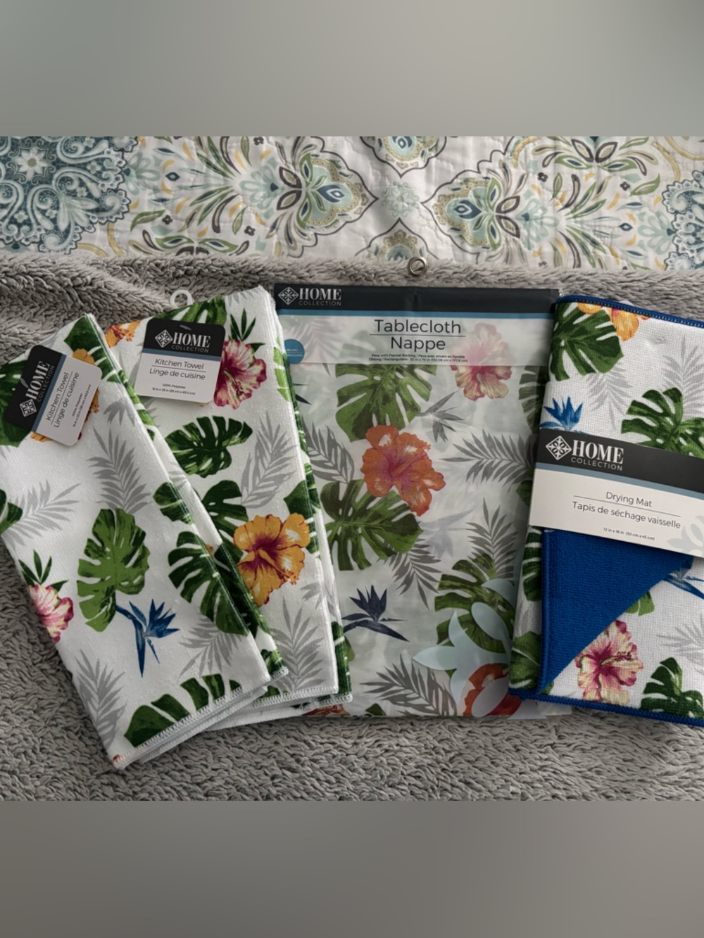 HOME Collection Tropical Hibiscus & Leaf Bundle  - White, Green, Orange